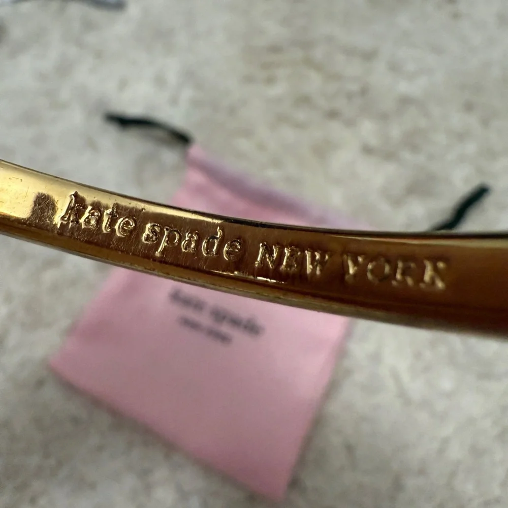 🩷Kate Spade Gold Bangle Bracelet - Picture 3 of 8